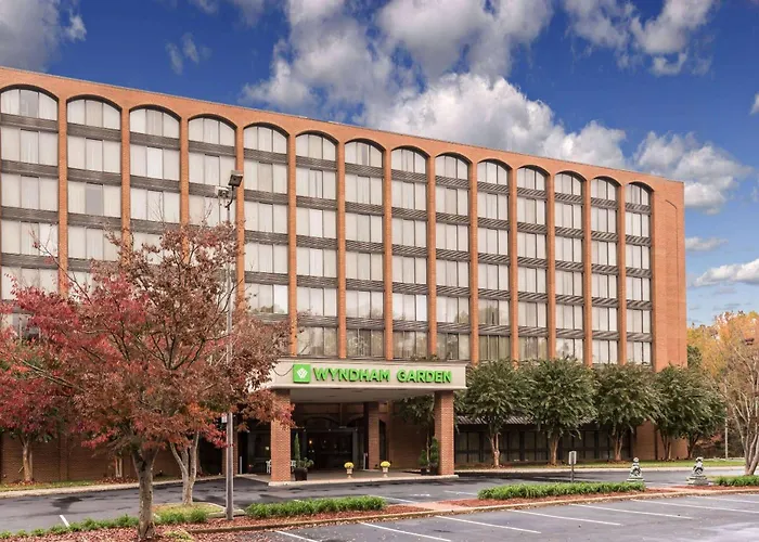 Wyndham Garden Williamsburg Busch Gardens Area