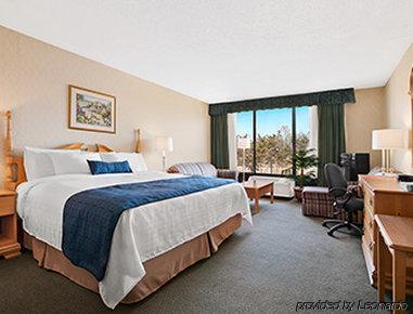 Wyndham Garden Busch Gardens Area Hotel