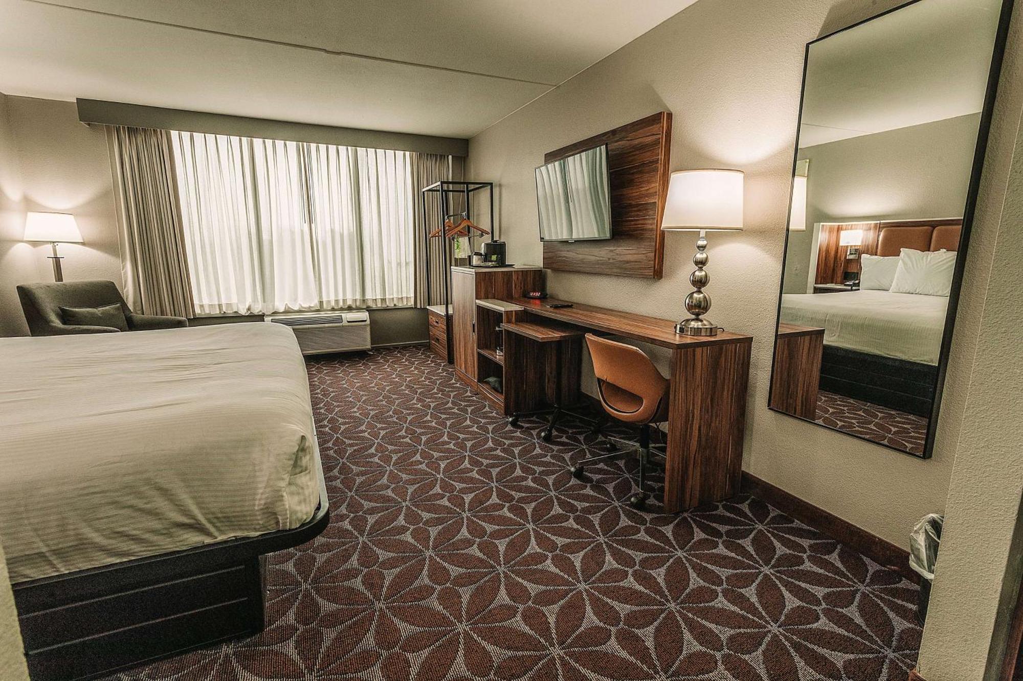 Wyndham Garden Busch Gardens Area Hotel 3*