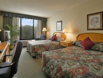 Wyndham Garden Busch Gardens Area Williamsburg