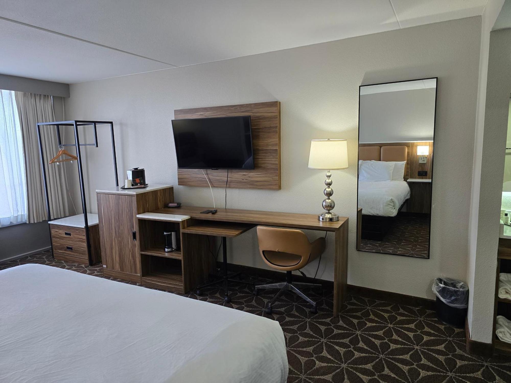 Wyndham Garden Busch Gardens Area Hotel 3*